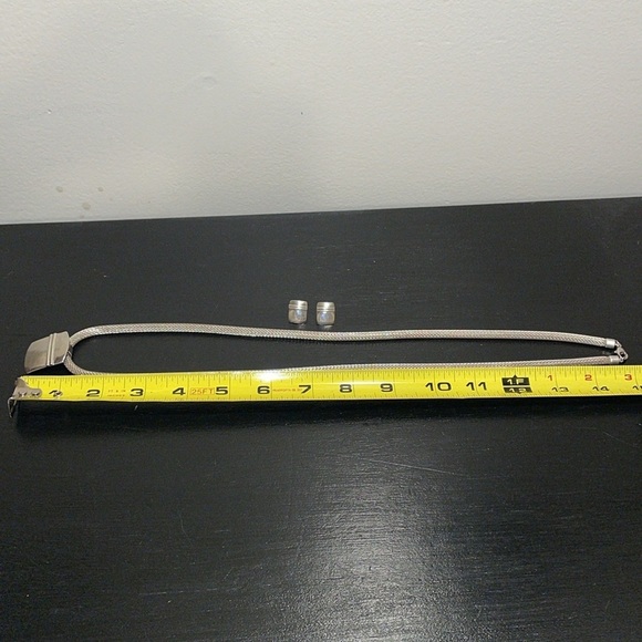 Sterling Pendant on Mesh Necklace with matching earrings. - Picture 4 of 6